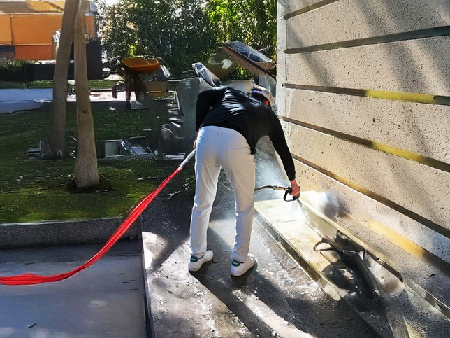 Concrete Cleaning